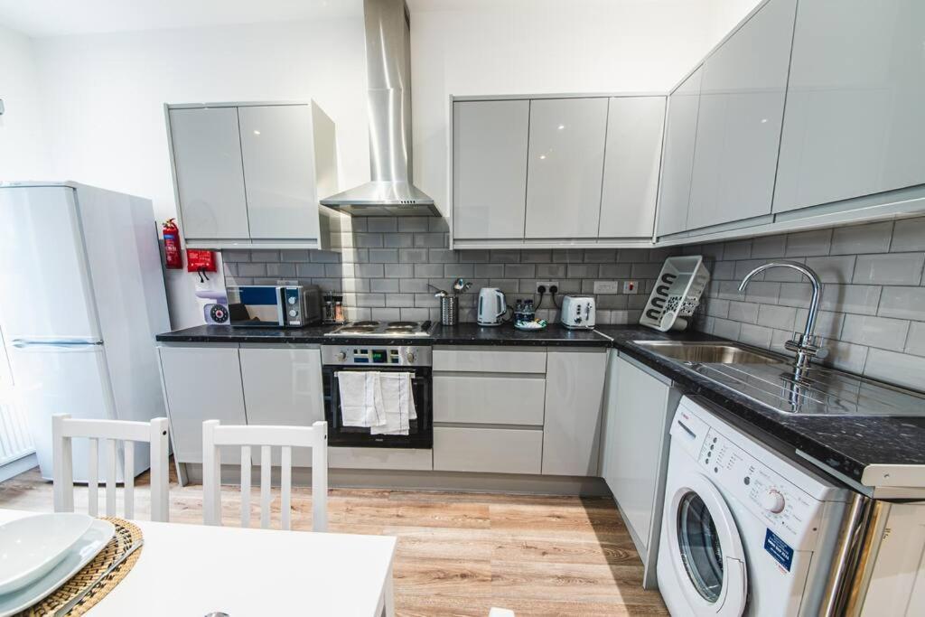 3Beds / 3Baths Close To Portobello Road Londres Exterior foto