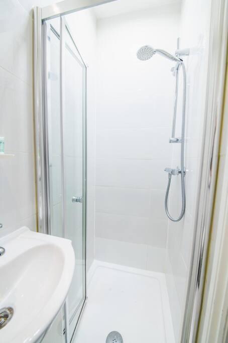 3Beds / 3Baths Close To Portobello Road Londres Exterior foto